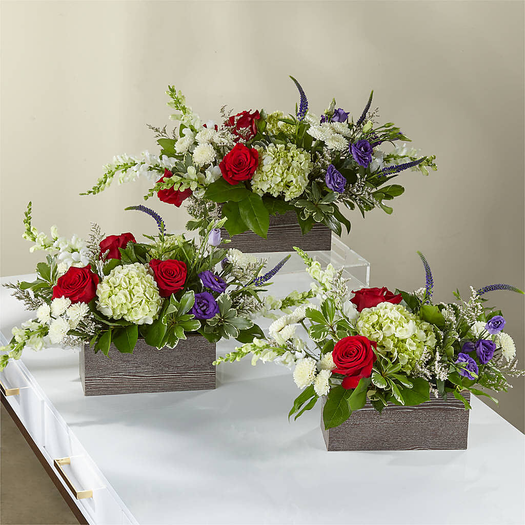 Sweet Magnolia Bouquet –  Holtschlag Florist, Quincy IL