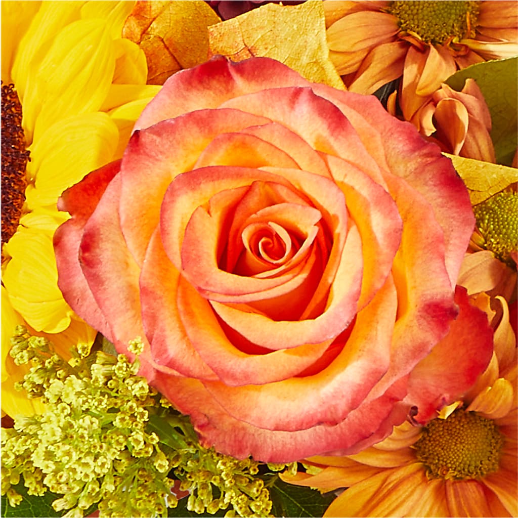 The Outdoors Bouquet –  Holtschlag Florist, Quincy IL