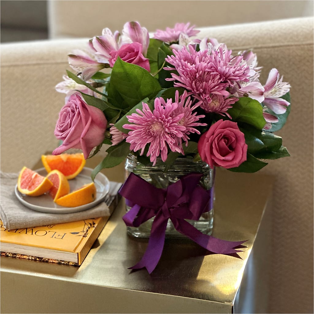 Sugarplum Bouquet –  Holtschlag Florist, Quincy IL