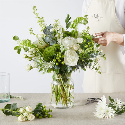 Irish Garden - A Florist Original –  Holtschlag Florist, Quincy IL