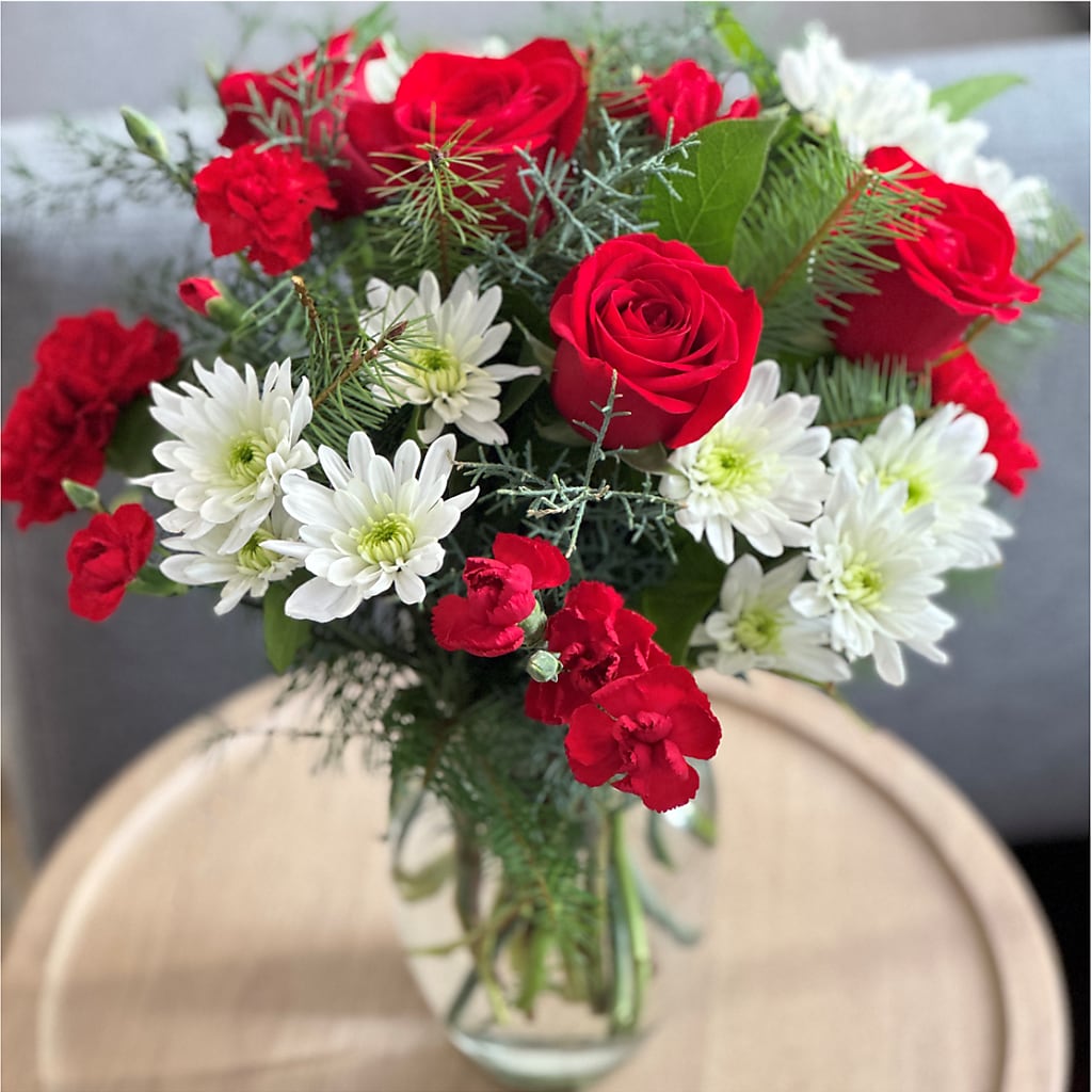Seasonal Magic Bouquet –  Holtschlag Florist, Quincy IL