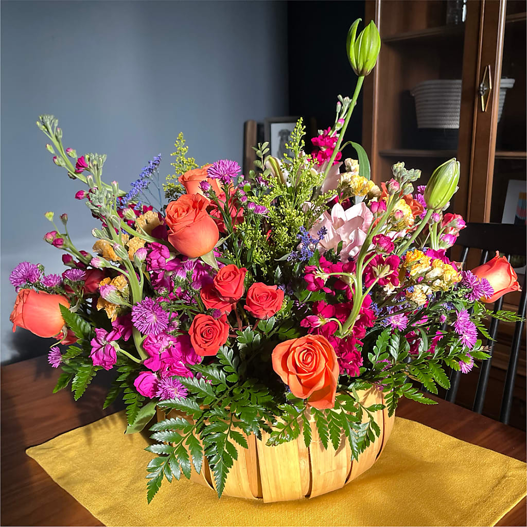 Garden of Life Basket –  Holtschlag Florist, Quincy IL