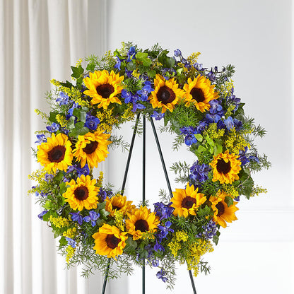 Bright Rays Wreath –  Holtschlag Florist, Quincy IL