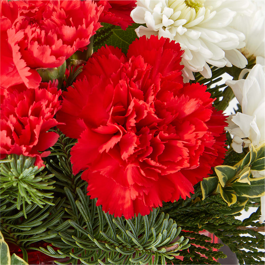 Christmas Market Bouquet –  Holtschlag Florist, Quincy IL