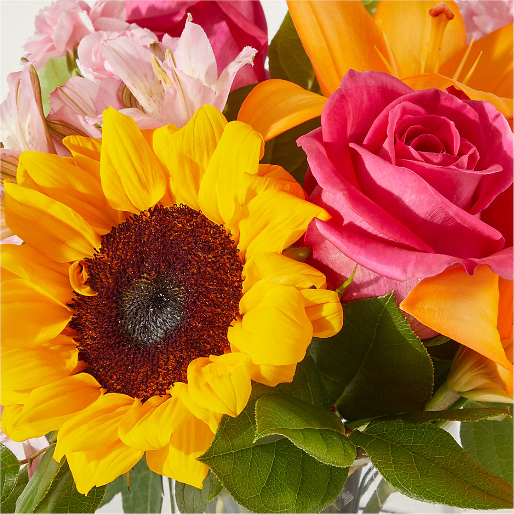 In Full Swing Bouquet –  Holtschlag Florist, Quincy IL