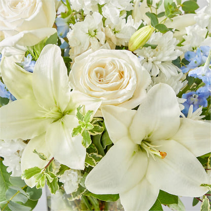 Peace of Mind Bouquet –  Holtschlag Florist, Quincy IL