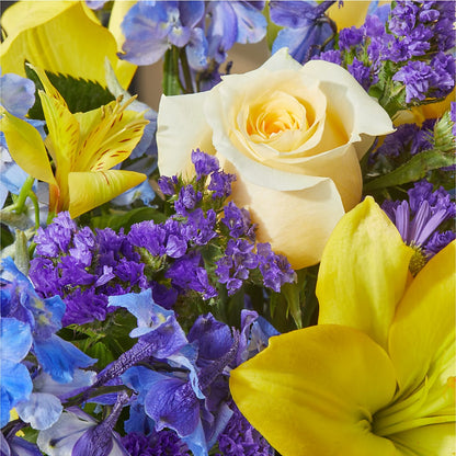 Limoncello Bouquet –  Holtschlag Florist, Quincy IL
