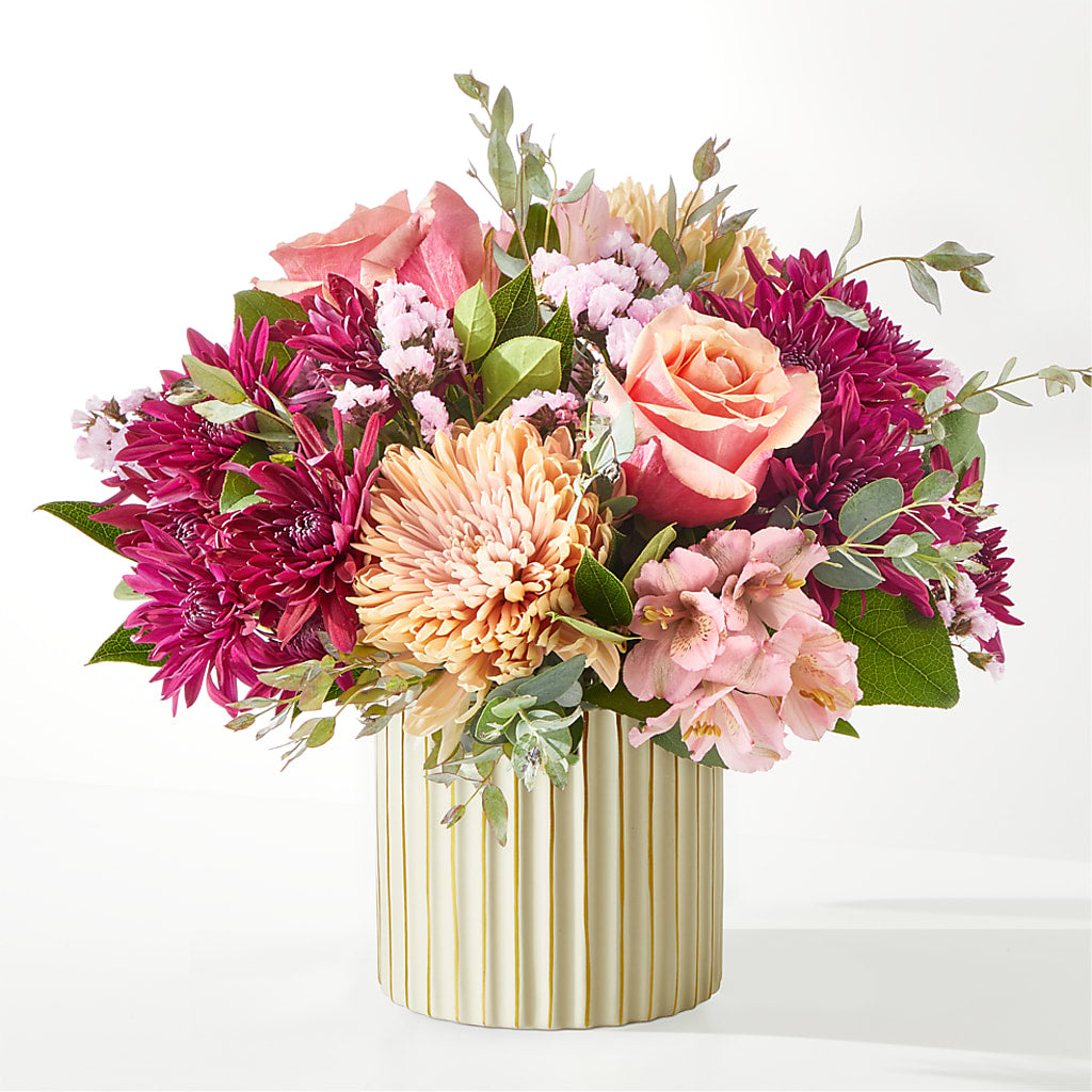 Berry Cobbler Bouquet with Ivory Vase –  Holtschlag Florist, Quincy IL