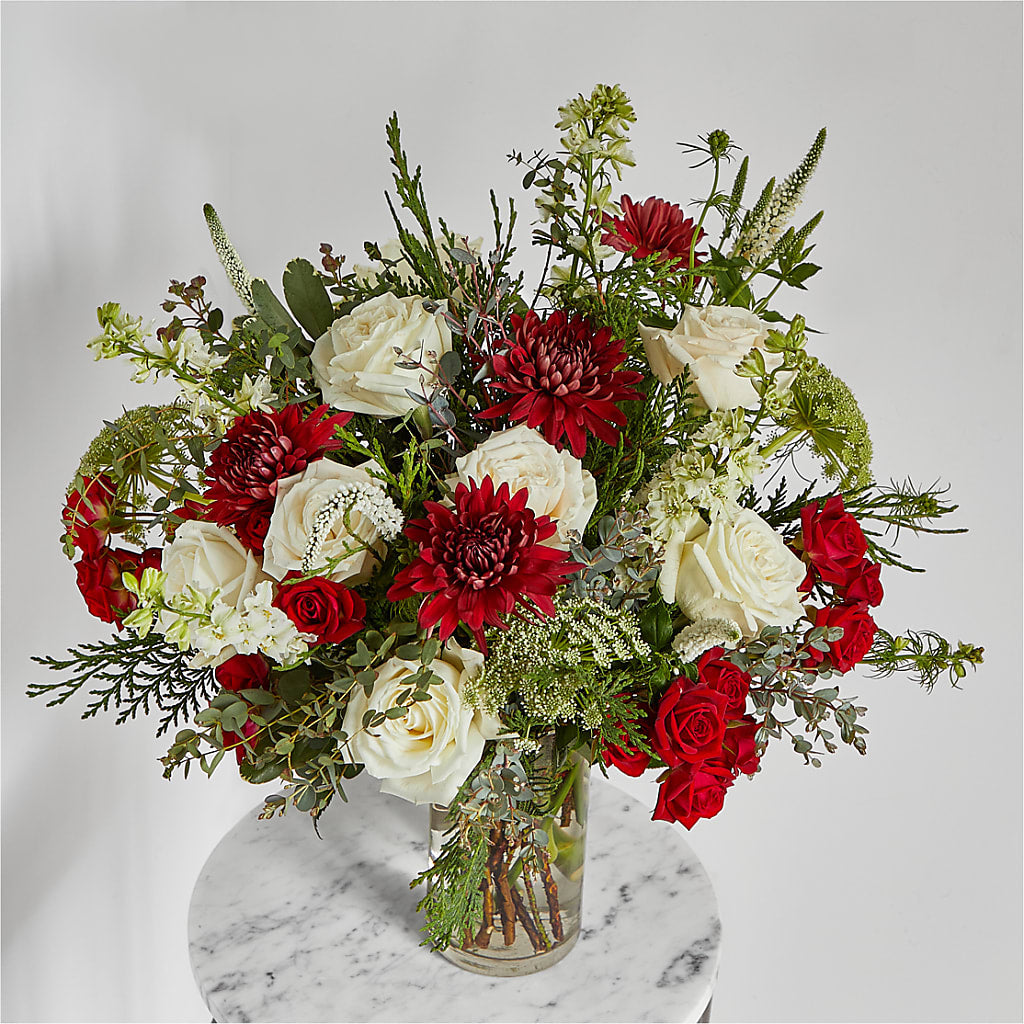 Favorite Traditions Bouquet –  Holtschlag Florist, Quincy IL