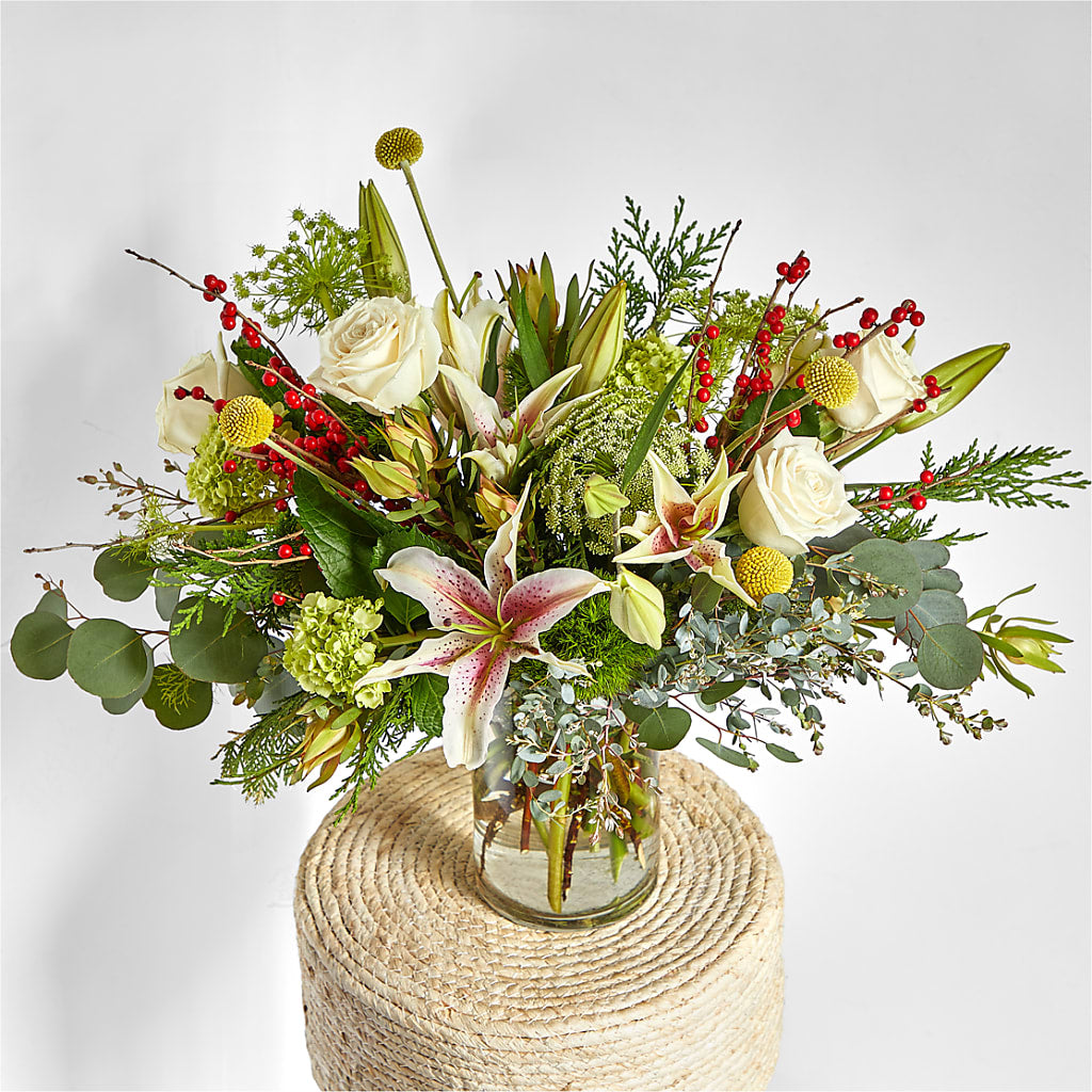 Berry & Bright Bouquet –  Holtschlag Florist, Quincy IL