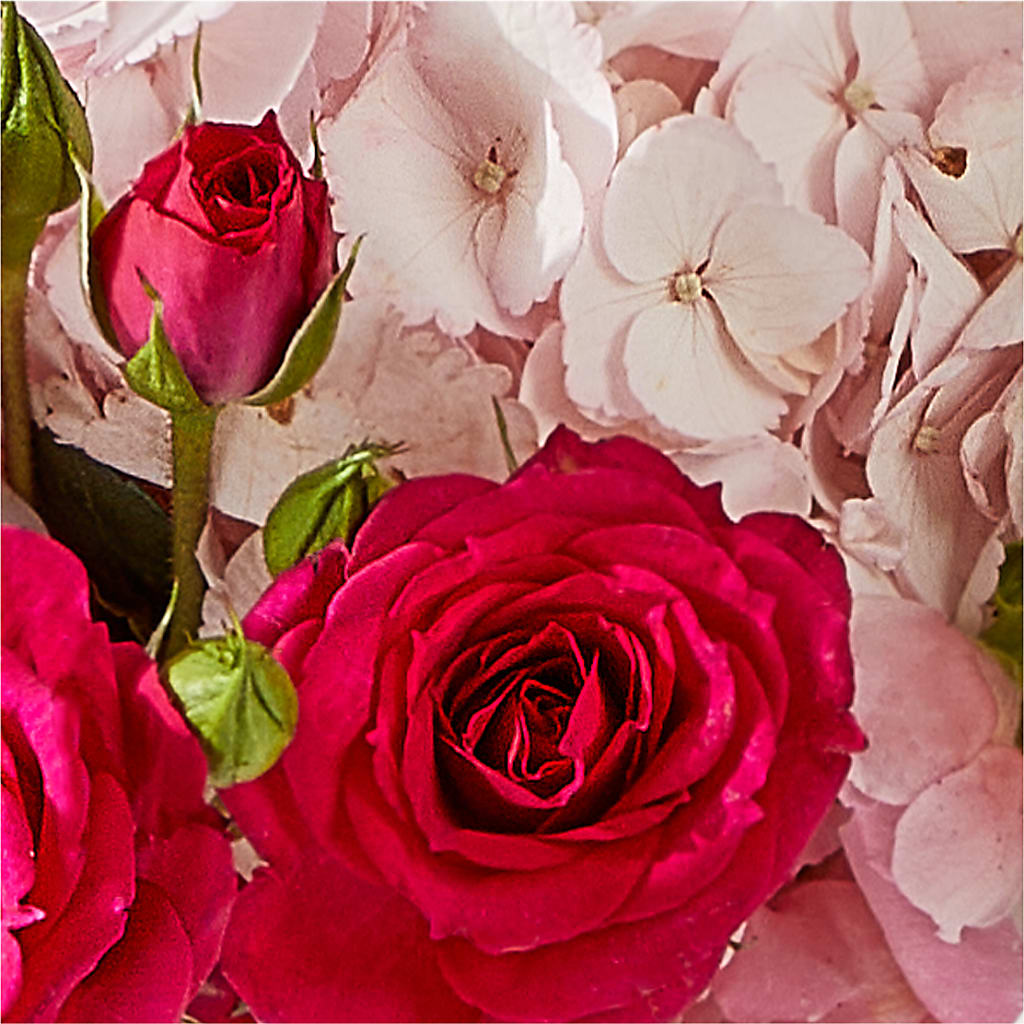 Glitz & Glam Bouquet –  Holtschlag Florist, Quincy IL