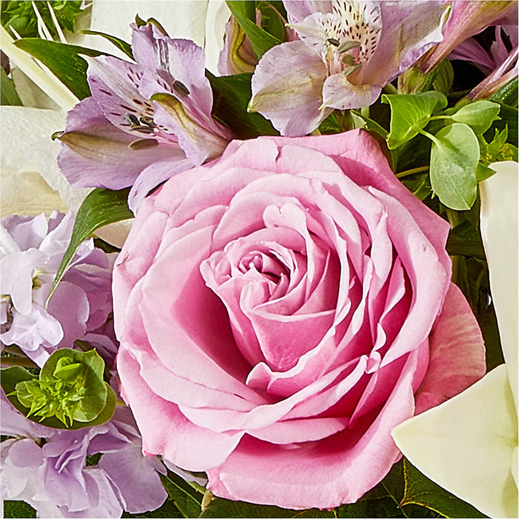 Daydreamer Bouquet –  Holtschlag Florist, Quincy IL