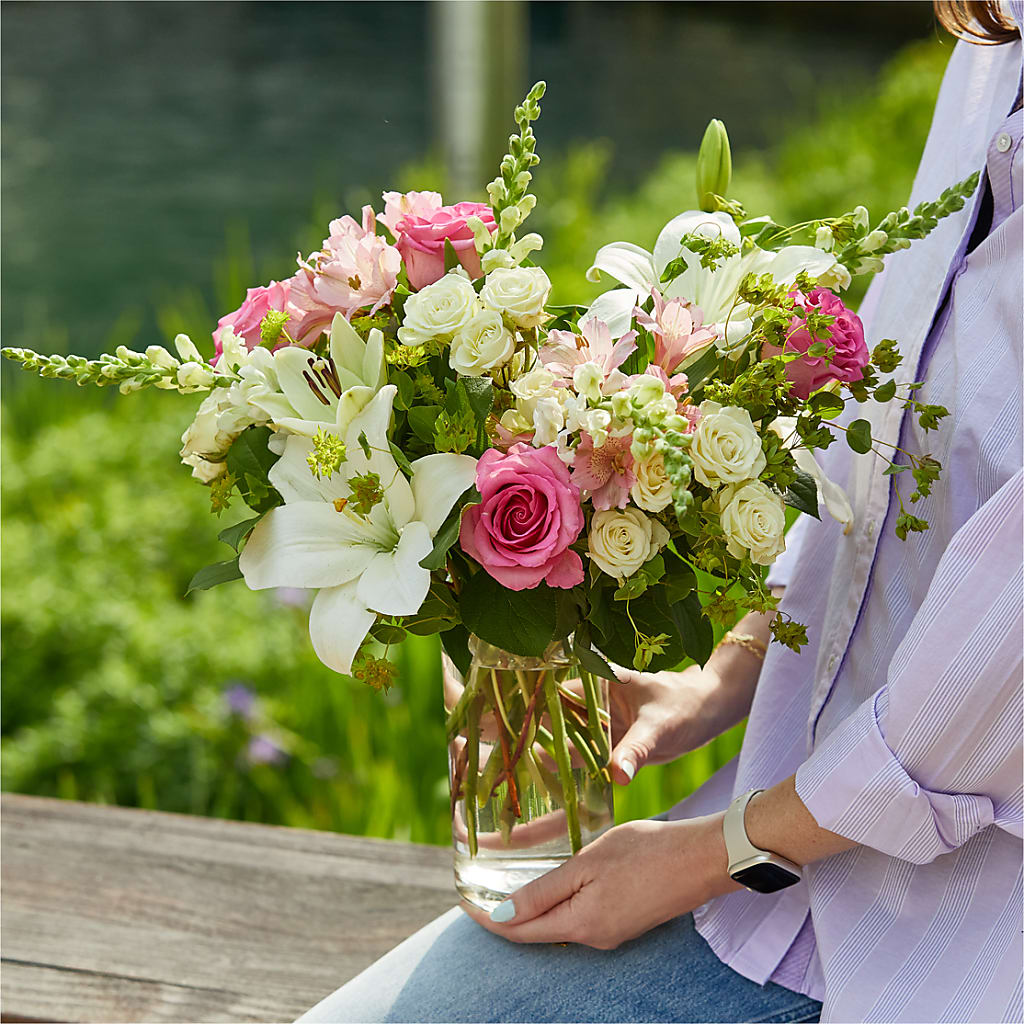 Fondly Bouquet –  Holtschlag Florist, Quincy IL