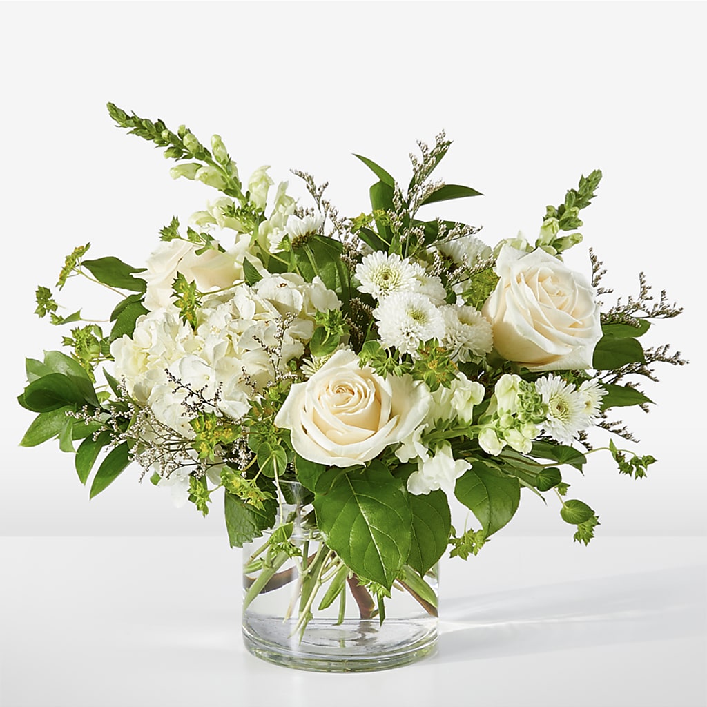 Hint of Vanilla Bouquet –  Holtschlag Florist, Quincy IL