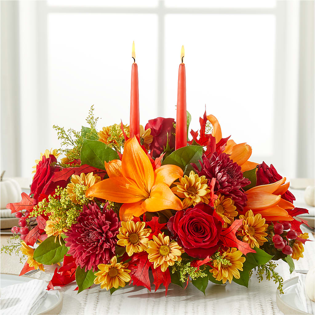 Autumn's Embrace Centerpiece –  Holtschlag Florist, Quincy IL