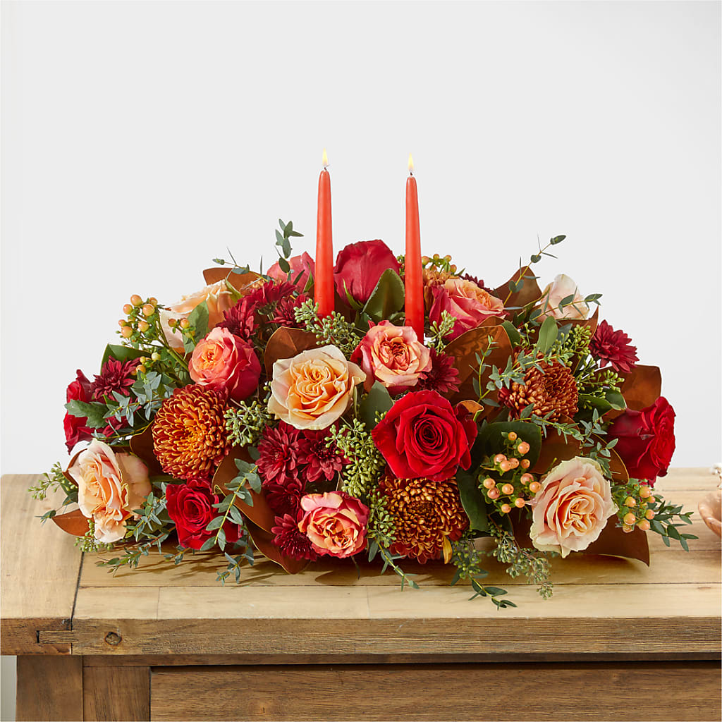 Gather Near Centerpiece –  Holtschlag Florist, Quincy IL