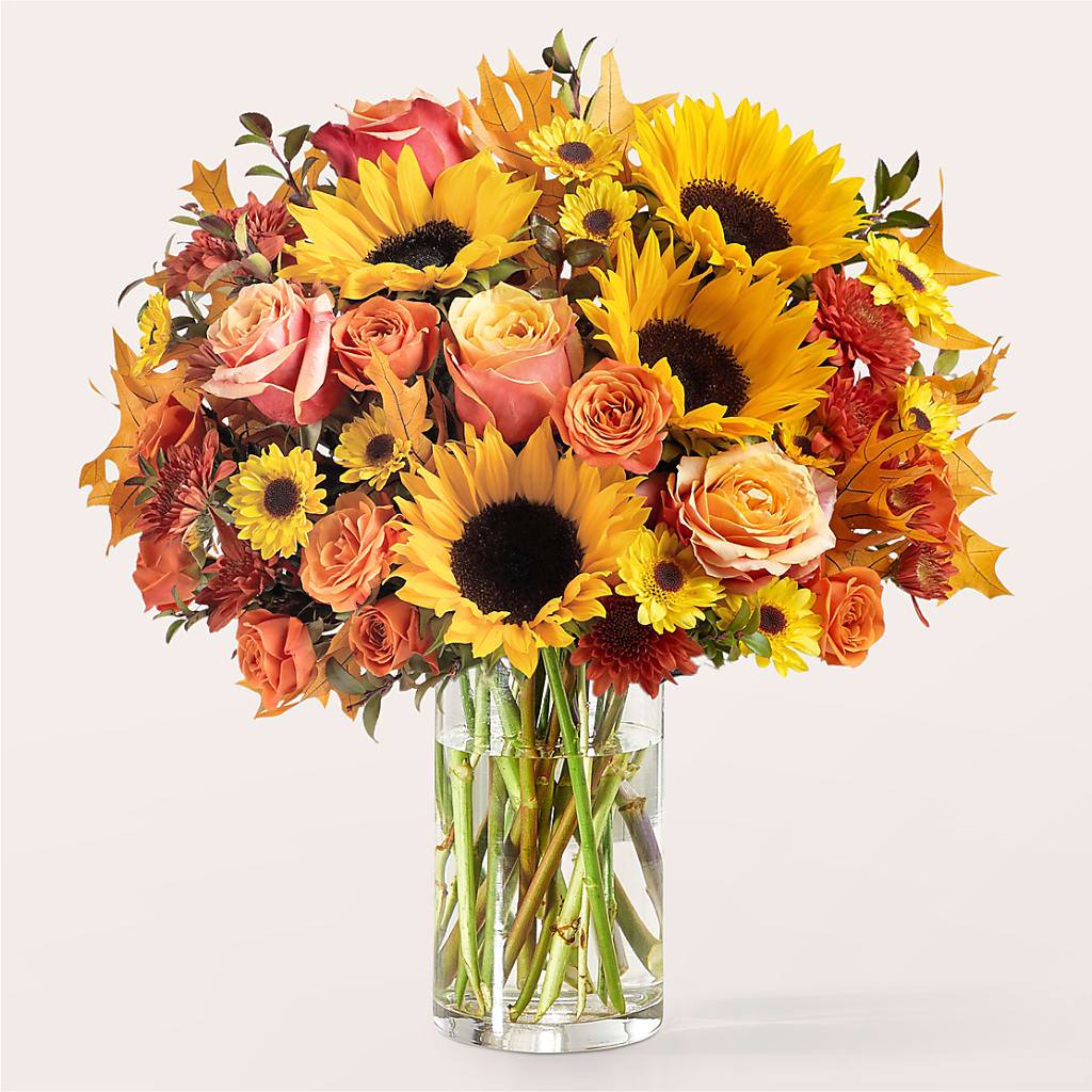 Fluttering Foliage Bouquet –  Holtschlag Florist, Quincy IL
