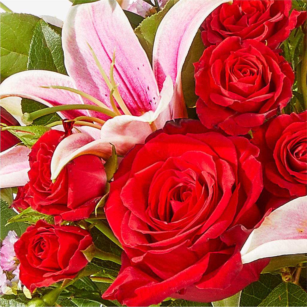 Hopeless Romantic Bouquet –  Holtschlag Florist, Quincy IL
