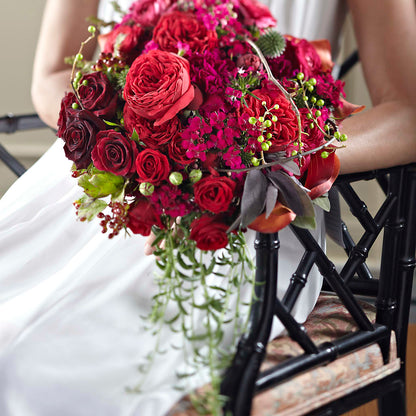 Pure Grace Bouquet –  Holtschlag Florist, Quincy IL