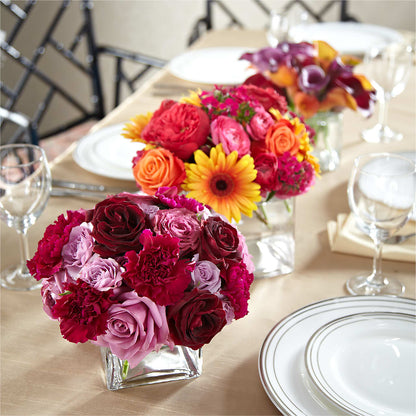 Love's Eternity Centerpiece –  Holtschlag Florist, Quincy IL