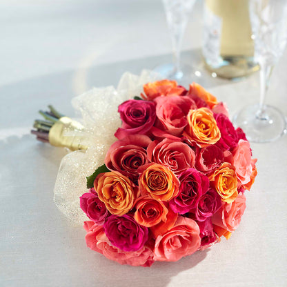 Sweet Roses Bouquet –  Holtschlag Florist, Quincy IL