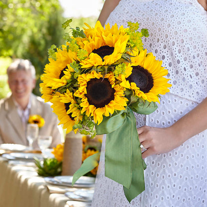 Free Spirit Bouquet –  Holtschlag Florist, Quincy IL
