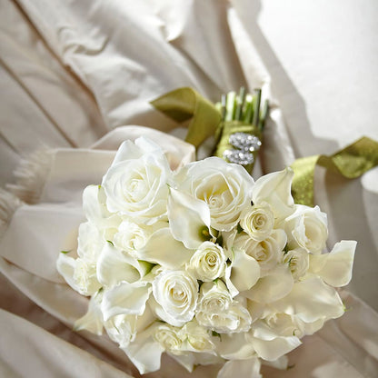 Serene Highness Bouquet –  Holtschlag Florist, Quincy IL